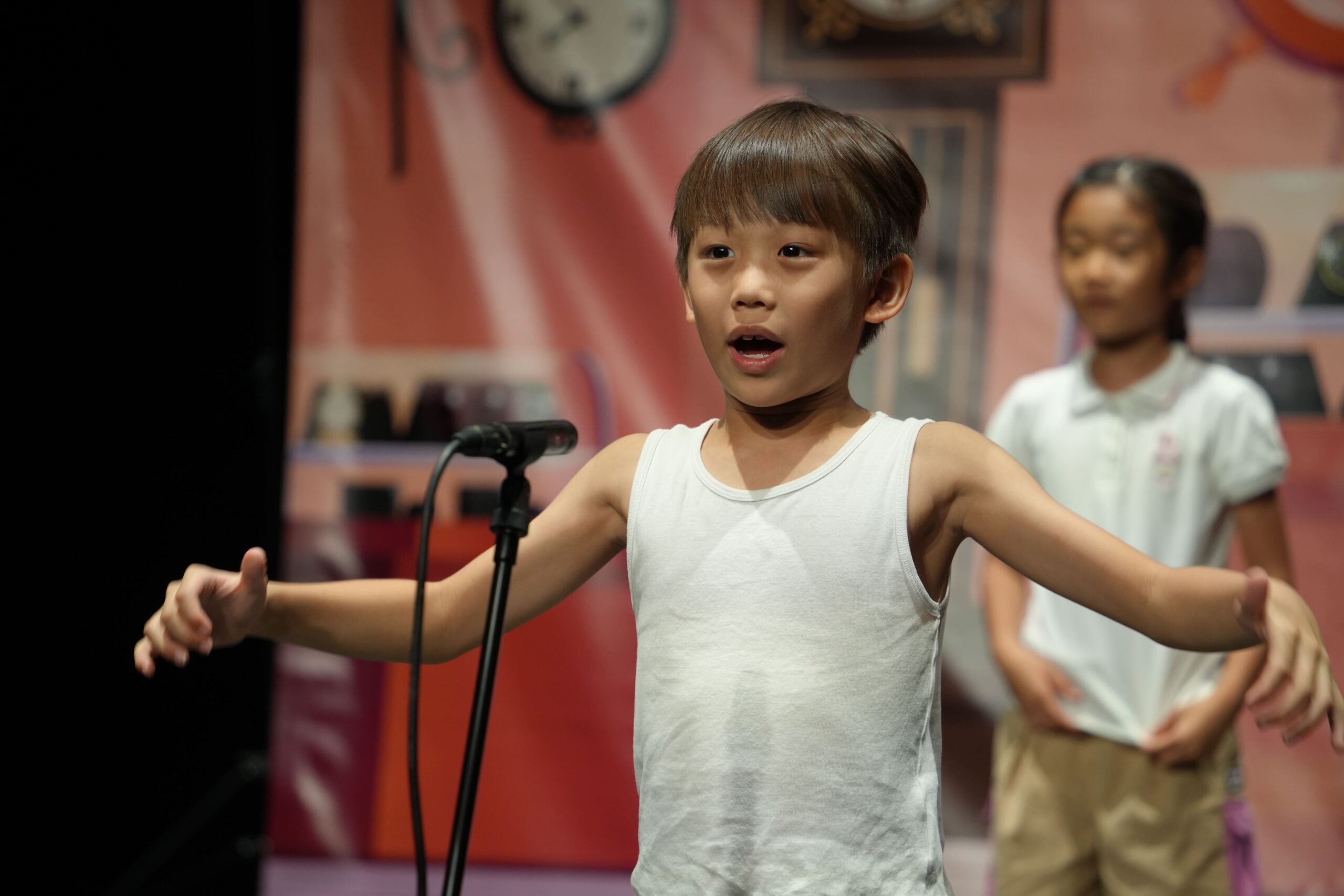 Unlocking Confidence and Creativity: Public Speaking Topics for Kids at ThinkingPlus International